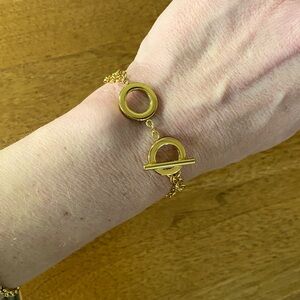 Toggle adjustable bracelet gold plated